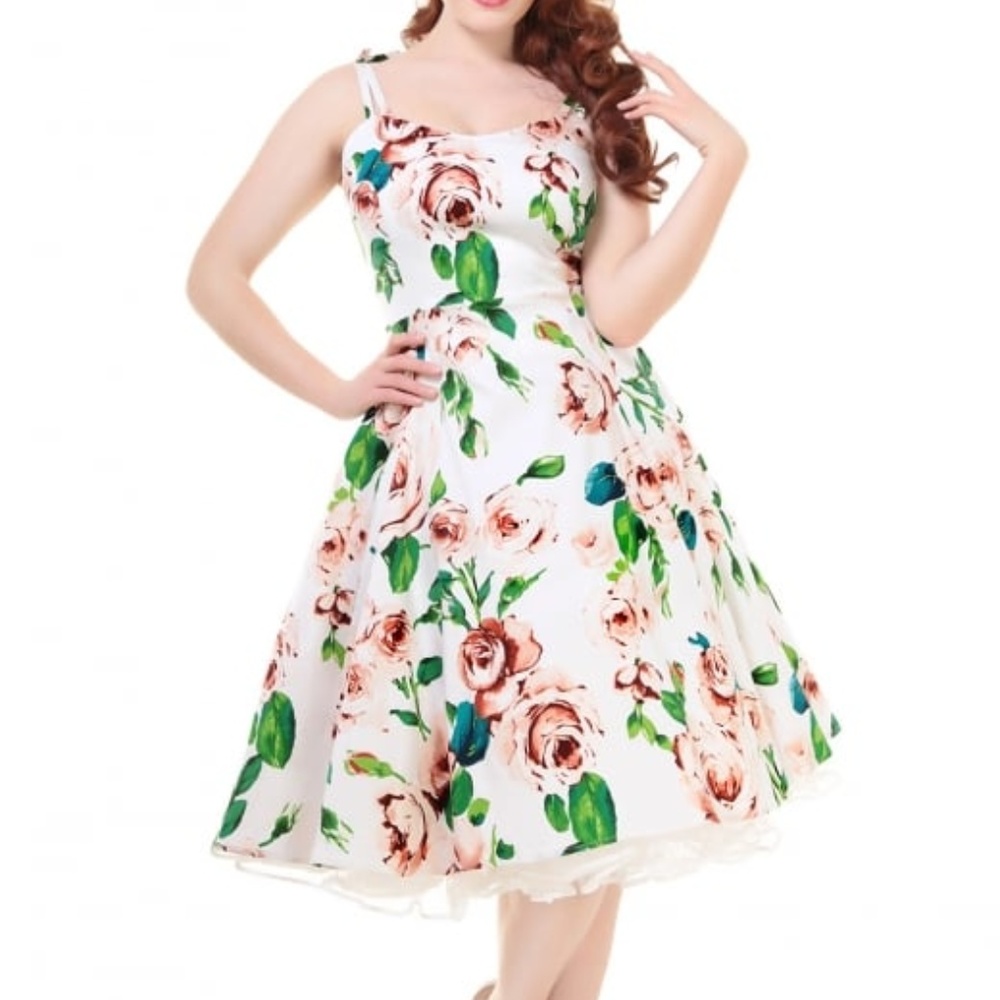 NWT COLLECTIF VINTAGE JANIE FLORAL SWING DRESS